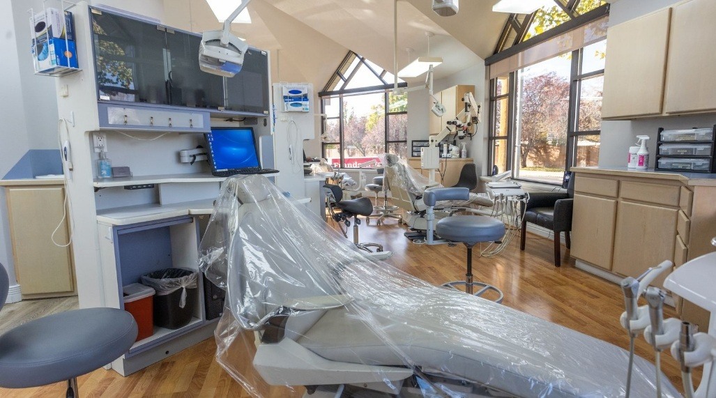 Dental operatories with the treatment chairs covered
